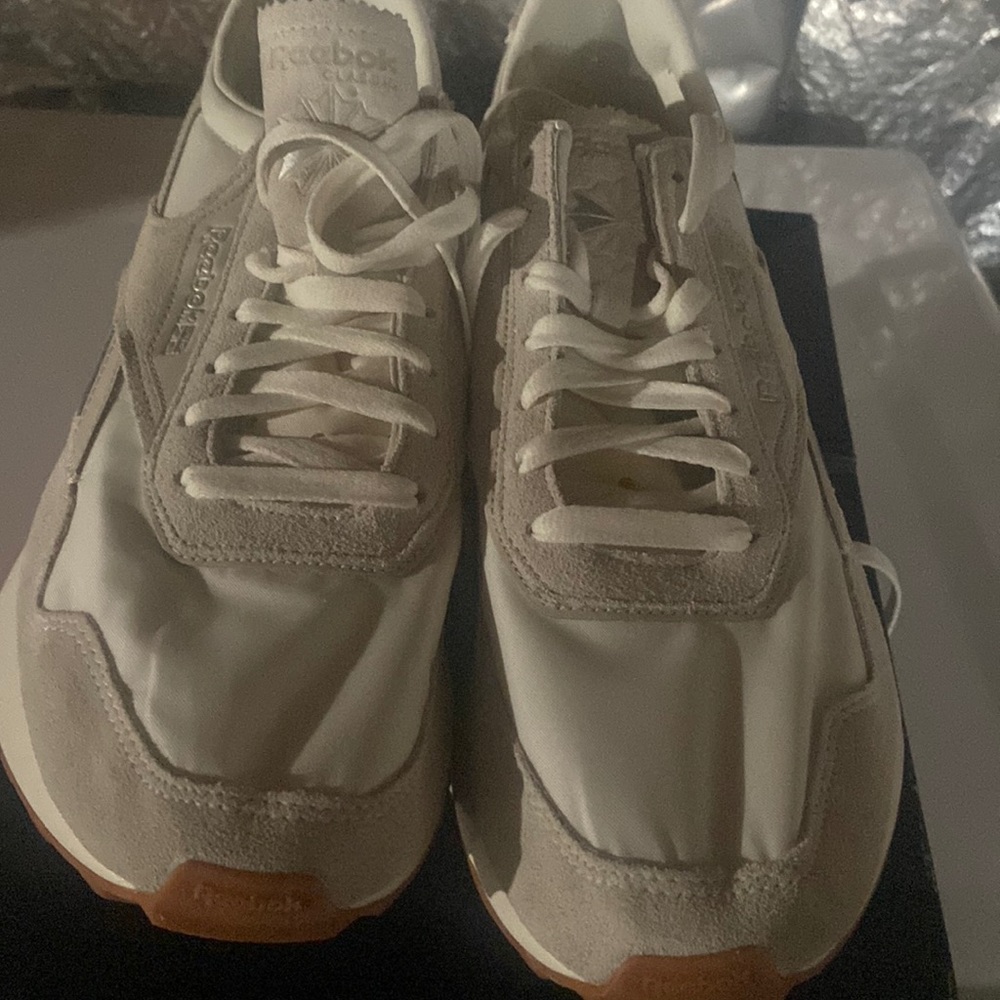 Unisex sneakers